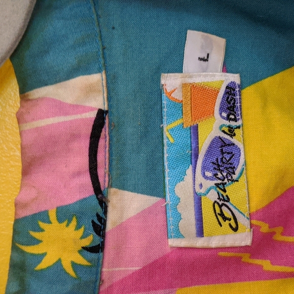 Vintage Hawaiian Shirt - Picture 2 of 5